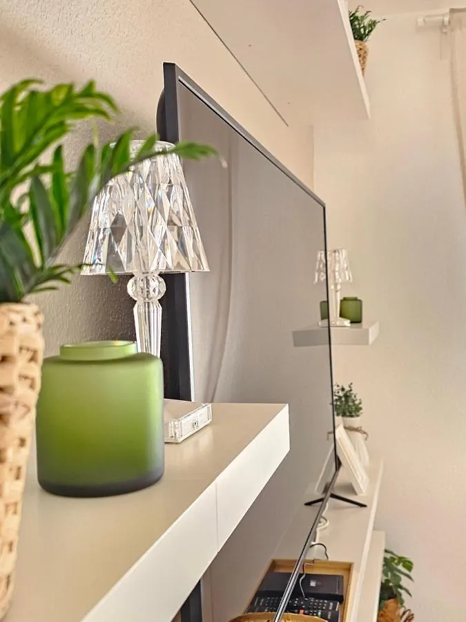 New Holiday Home Beautiful Sea View With Aircon, Costa Adeje アデヘ 0*,  スペイン