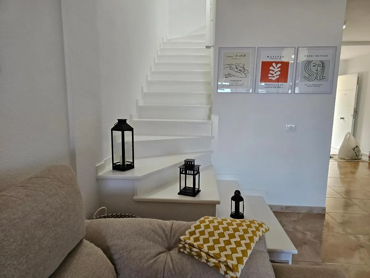 アパート New Holiday Home Beautiful Sea View With Aircon, Costa Adeje アデヘ