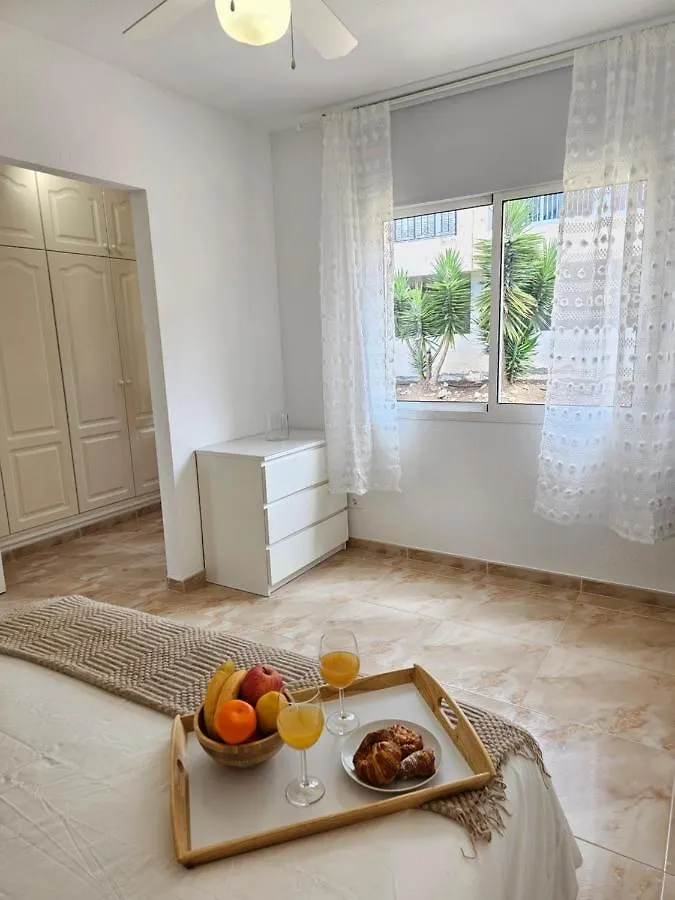 New Holiday Home Beautiful Sea View With Aircon, Costa Adeje アデヘ